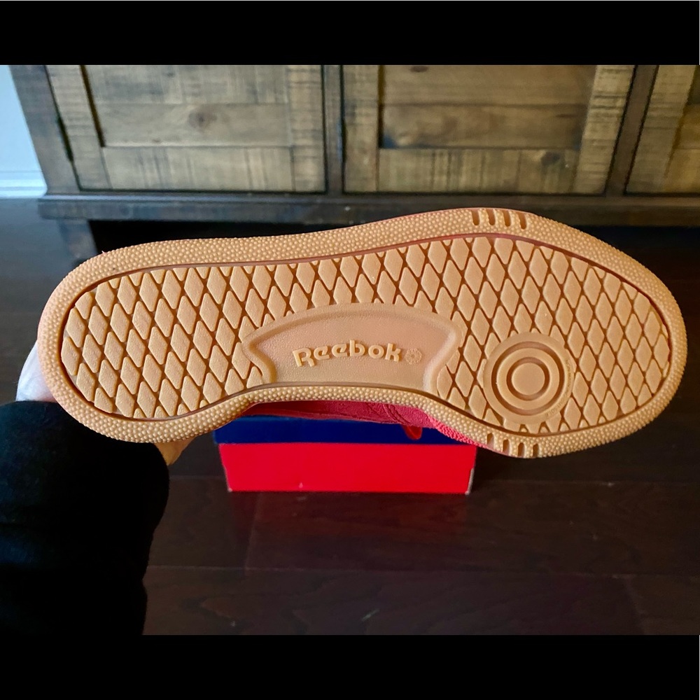 NWT Red Reebok Club C 85 sneakers - Picture 3 of 5